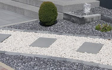 砂利敷き工事 | カインズ・リフォーム