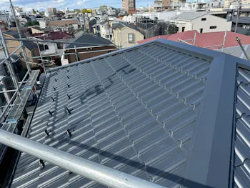 東京都中野区のお客様の外壁塗装・屋根カバー工法工事　具体的な工事内容1