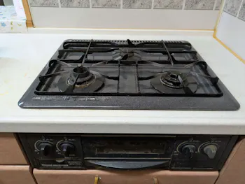 静岡県静岡市のお客様のレンジフード・ビルトインコンロ工事　具体的な工事内容2