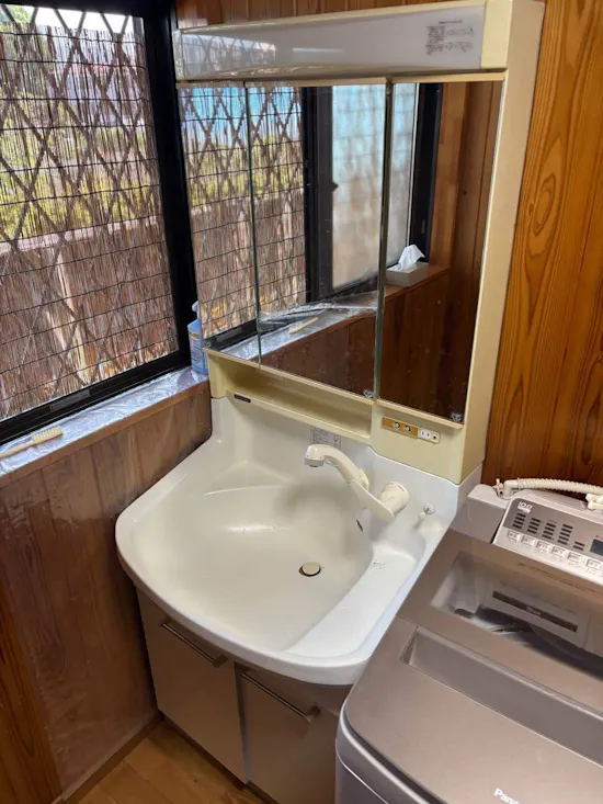 工事前　茨城県桜川市のお客様の洗面化粧台交換工事