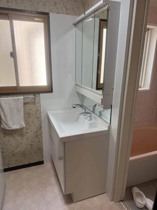 工事後　長野県東御市のお客様の洗面化粧台交換工事