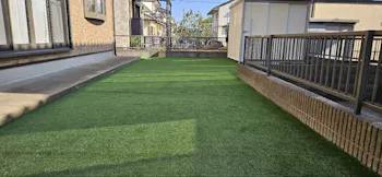 茨城県日立市のお客様の人工芝、砕石工事