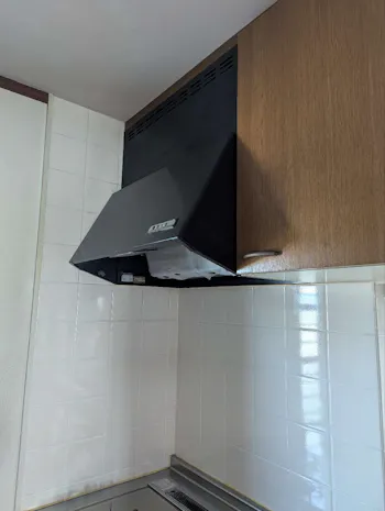 三重県鈴鹿市のお客様のビルトインコンロ・フード交換工事　具体的な工事内容1