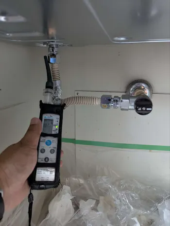 三重県鈴鹿市のお客様のビルトインコンロ・フード交換工事　具体的な工事内容3