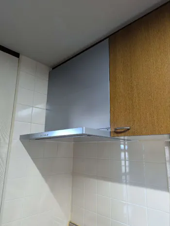 三重県鈴鹿市のお客様のビルトインコンロ・フード交換工事　具体的な工事内容5