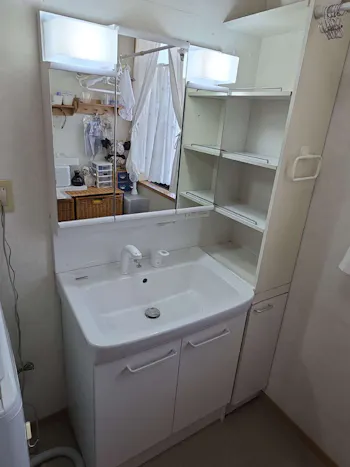 栃木県宇都宮市のお客様の洗面化粧台交換工事