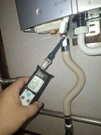 宮城県仙台市泉区のお客様の給湯器工事　具体的な工事内容1