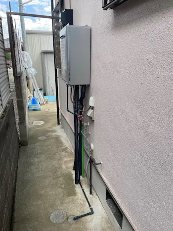 山梨県上野原市のお客様の給湯器工事