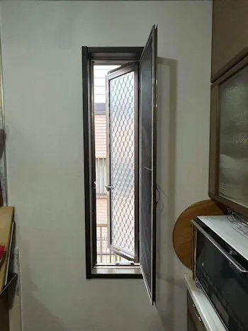 埼玉県さいたま市西区のお客様の窓・サッシの交換・リフォーム工事　具体的な工事内容4