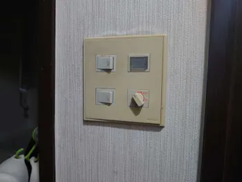 愛知県海部郡のお客様のスイッチ交換工事　具体的な工事内容2