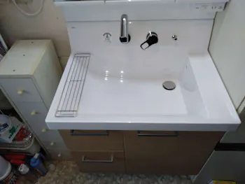 神奈川県大和市のお客様の洗面化粧台工事