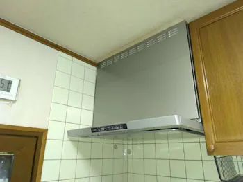 神奈川県相模原市のお客様のﾚﾝｼﾞﾌｰﾄﾞ交換工事