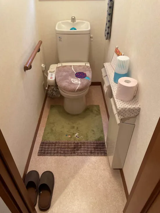 工事前　山梨県大月市のお客様のトイレ工事