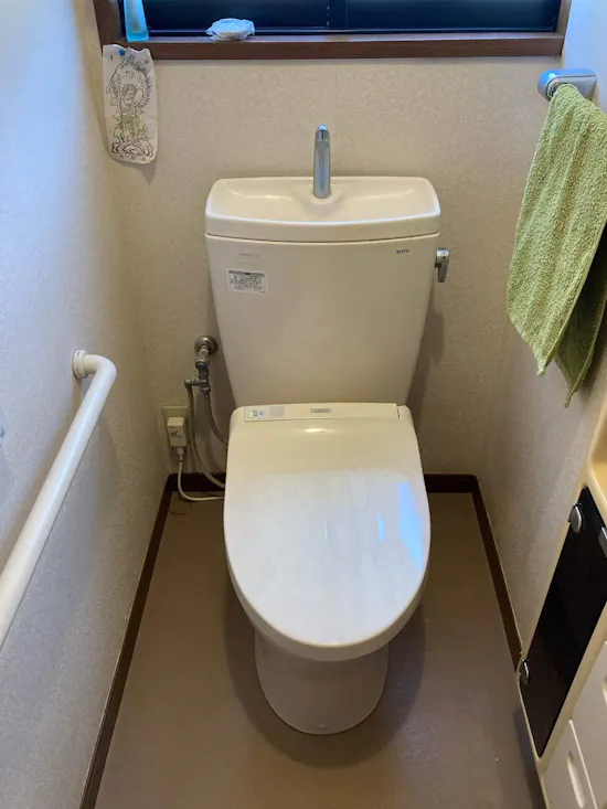 工事前　静岡県袋井市のお客様のトイレ工事
