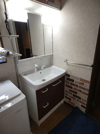 福島県いわき市のお客様の洗面化粧台・浴室換気扇・照明器具工事