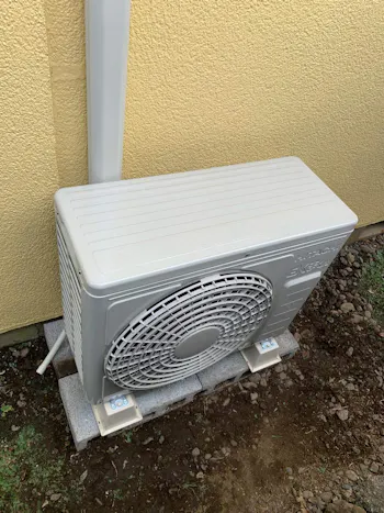 静岡県沼津市のお客様のエアコン工事　具体的な工事内容1