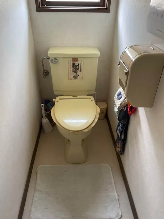 工事前　山梨県南都留郡のお客様のトイレ工事
