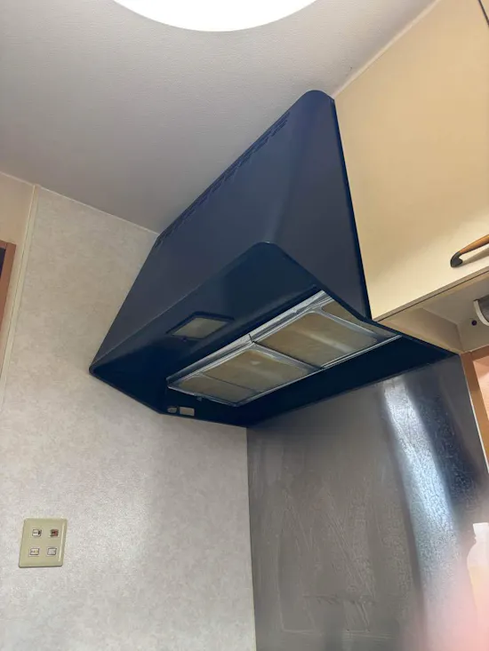 工事前　三重県菰野町のお客様のビルトインコンロ・レンジフード工事