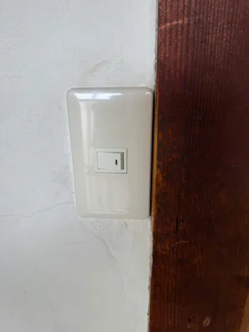 福島県会津若松市のお客様のスイッチ交換工事