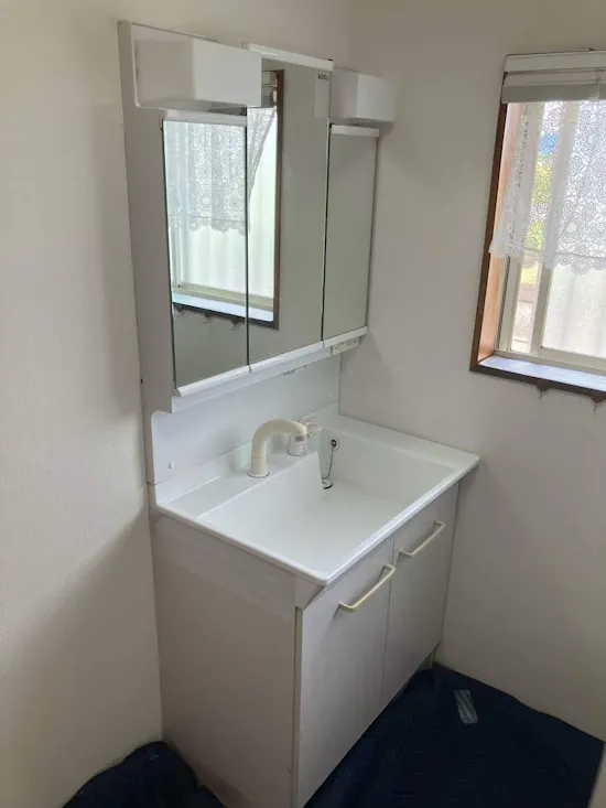 工事前　群馬県前橋市のお客様の洗面化粧台交換工事
