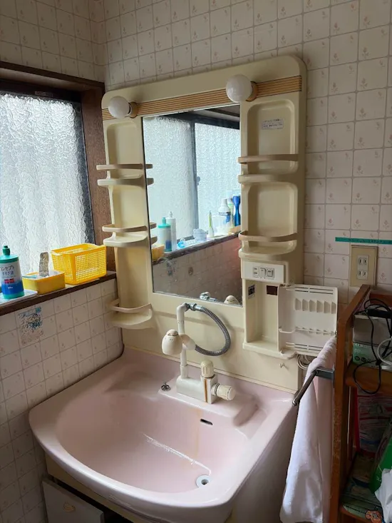 工事前　埼玉県比企郡のお客様の洗面化粧台交換工事