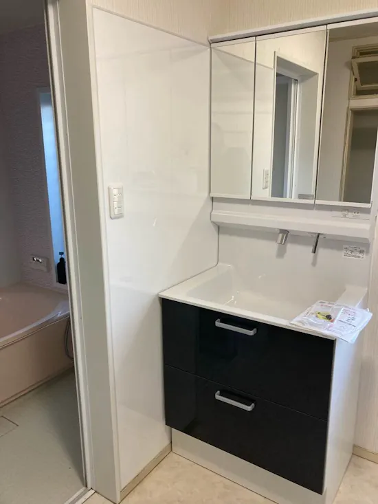 工事後　静岡県周智郡のお客様の洗面化粧台・トイレ交換工事