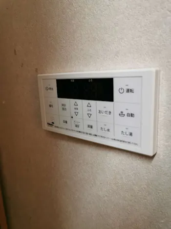 神奈川県横浜市のお客様の給湯器工事　具体的な工事内容1