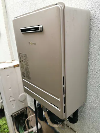 神奈川県横浜市のお客様の給湯器工事