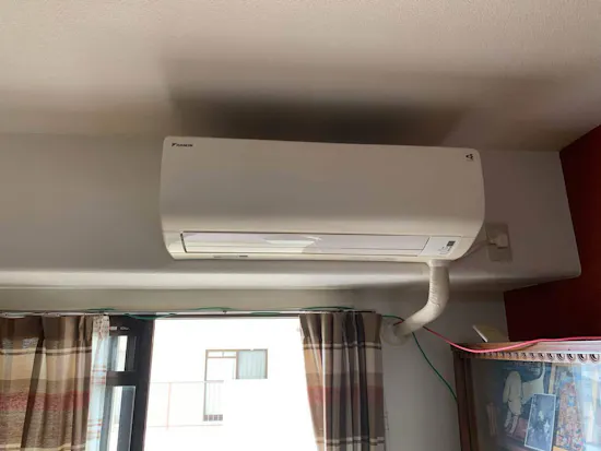工事前　静岡県富士市のお客様のエアコン工事