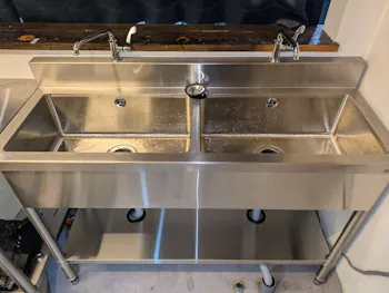 静岡県静岡市のお客様のキッチンシンク水栓取り付け工事