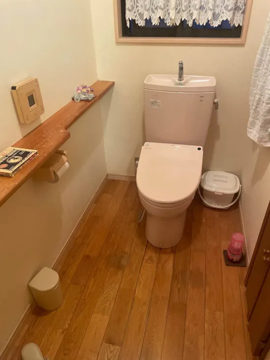 工事前　山梨県都留市のお客様のトイレ工事