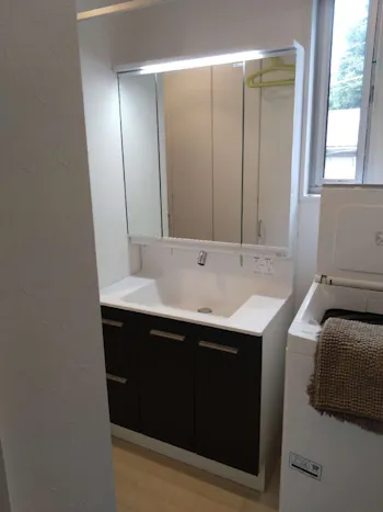 神奈川県横浜市泉区のお客様の洗面化粧台工事