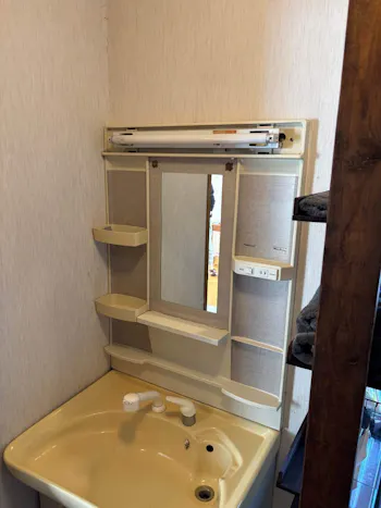 茨城県水戸市のお客様の洗面化粧台工事　具体的な工事内容1