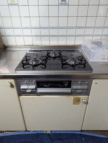 三重県津市のお客様のビルトインコンロ交換工事