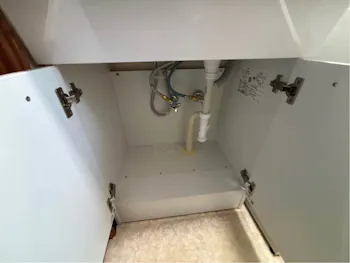 群馬県安中市のお客様の洗面化粧台交換工事　具体的な工事内容3