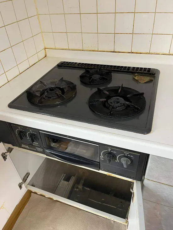 工事前　埼玉県久喜市のお客様のビルトインコンロ・ガスコンロ工事