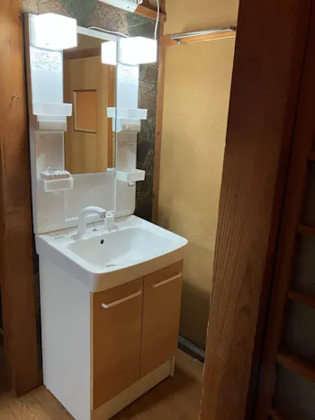 新潟県新潟市のお客様の洗面化粧台交換工事