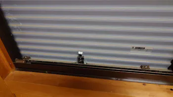 三重県三重県桑名市のお客様の雨戸戸車とレールの鍵交換工事