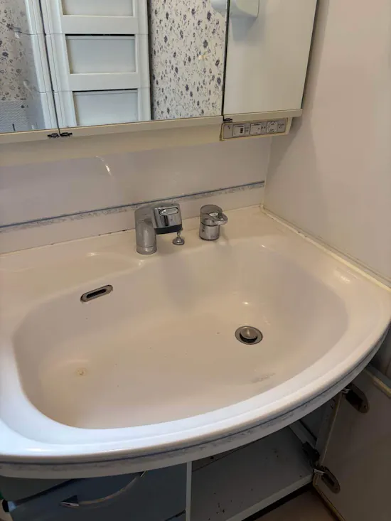 工事前　茨城県高萩市のお客様の洗面化粧台水栓工事