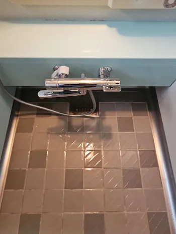 三重県四日市市のお客様の浴室混合水栓工事