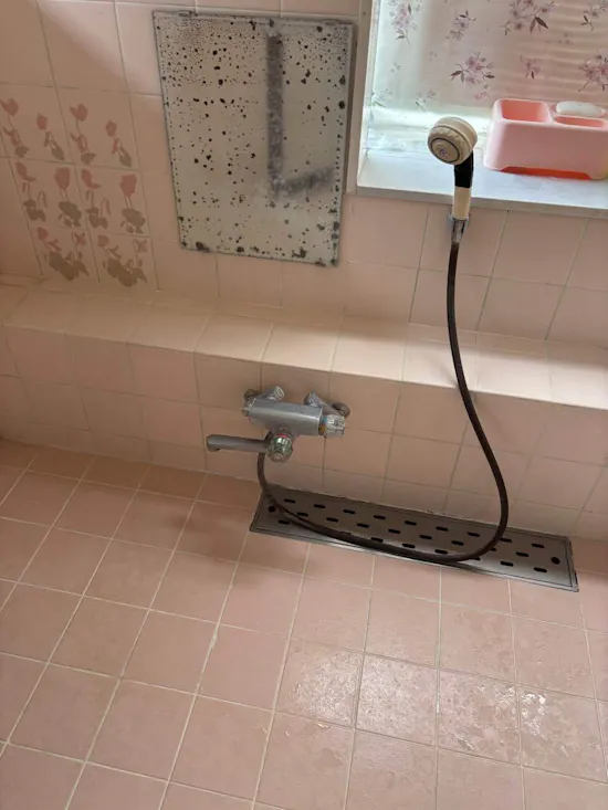 工事前　茨城県行方市のお客様の水栓工事