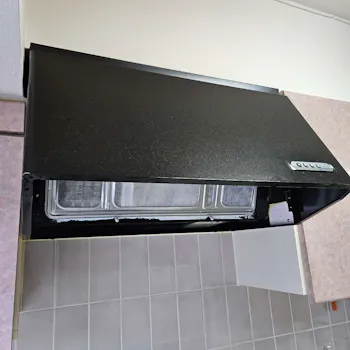 神奈川県横須賀市のお客様のビルトインコンロ・レンジフード交換工事　具体的な工事内容2