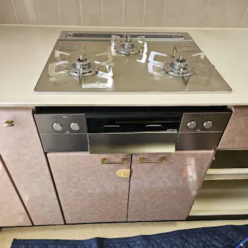 神奈川県横須賀市のお客様のビルトインコンロ・レンジフード交換工事