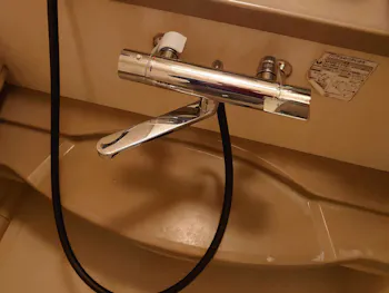 愛知県豊田市のお客様の浴室水栓交換工事　具体的な工事内容1