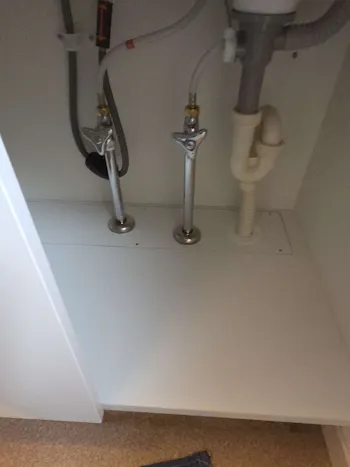 栃木県大田原市のお客様の洗面化粧台工事　具体的な工事内容1