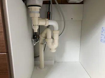 新潟県新潟市北区のお客様の洗面化粧台工事　具体的な工事内容1