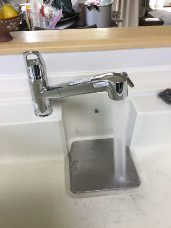 東京都青梅市のお客様のキッチン水栓交換工事　具体的な工事内容1