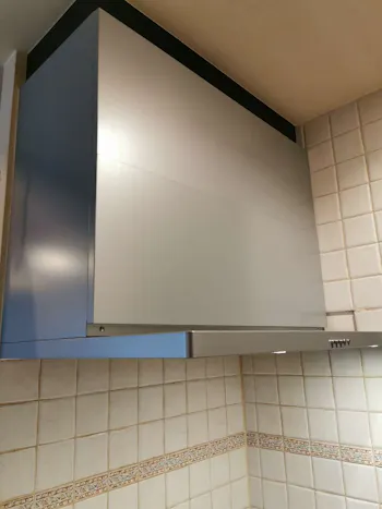 神奈川県茅ヶ崎市のお客様のレンジフード交換工事