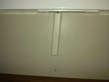 東京都立川市のお客様のキッチン手元灯交換工事　具体的な工事内容2