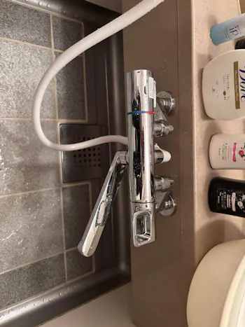 茨城県土浦市のお客様の浴室水栓交換工事